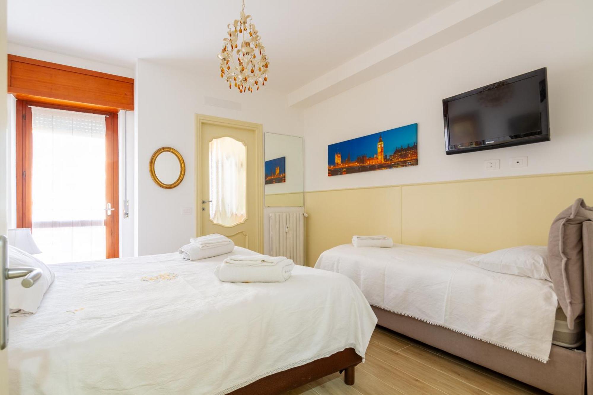 Dimora Al Naviglio Hotel Milan Luaran gambar