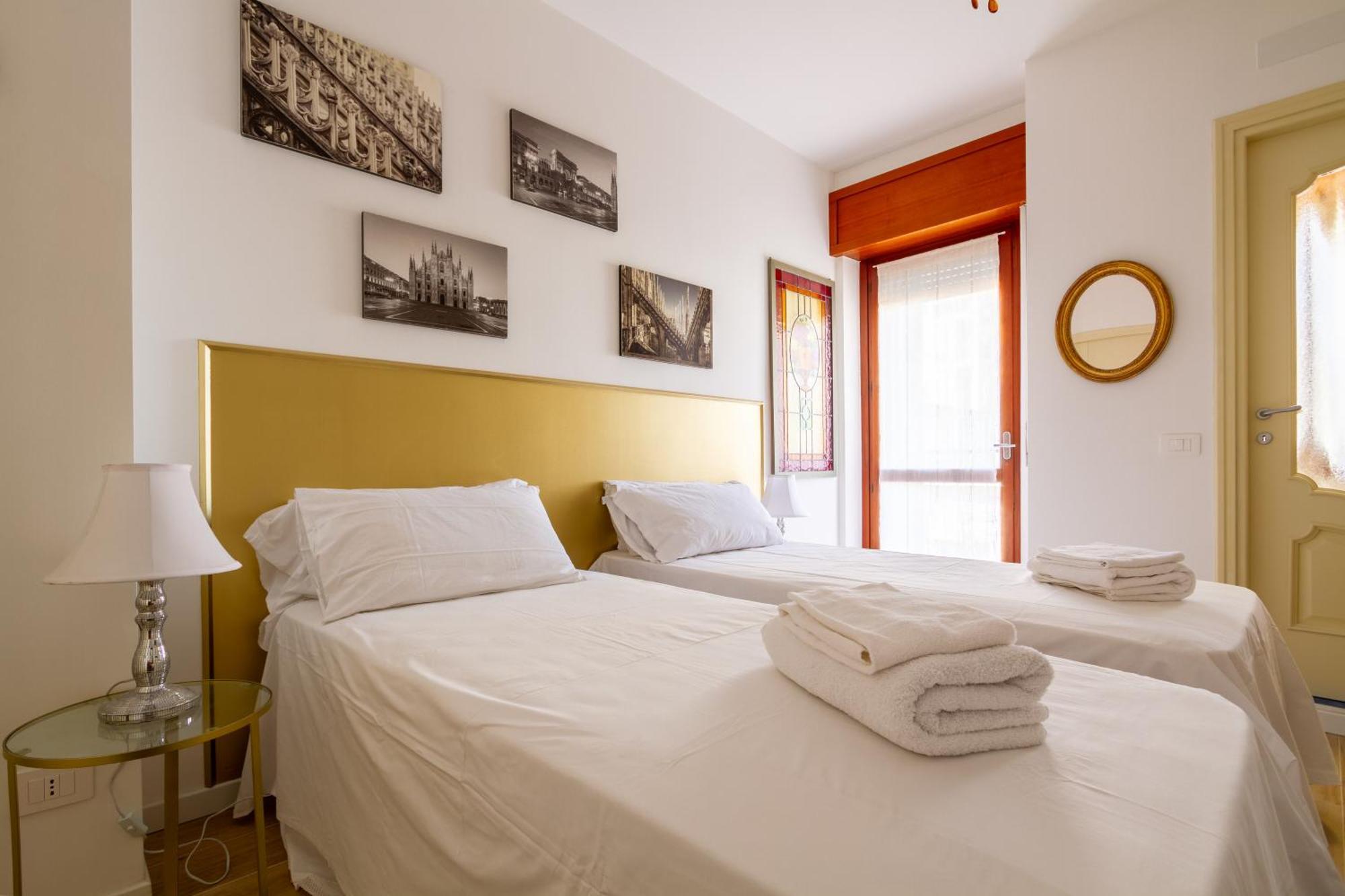 Dimora Al Naviglio Hotel Milan Luaran gambar